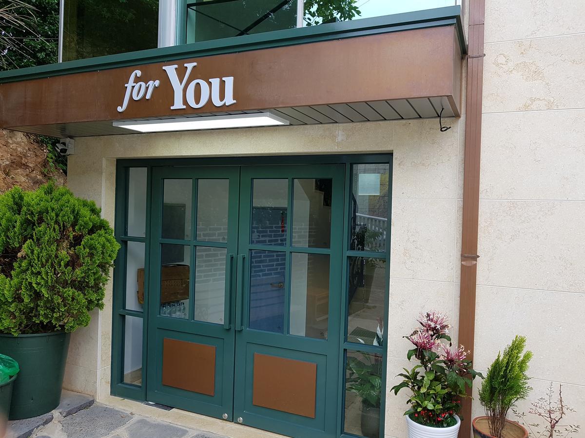 For You Hostel Yeosu Exteriör bild